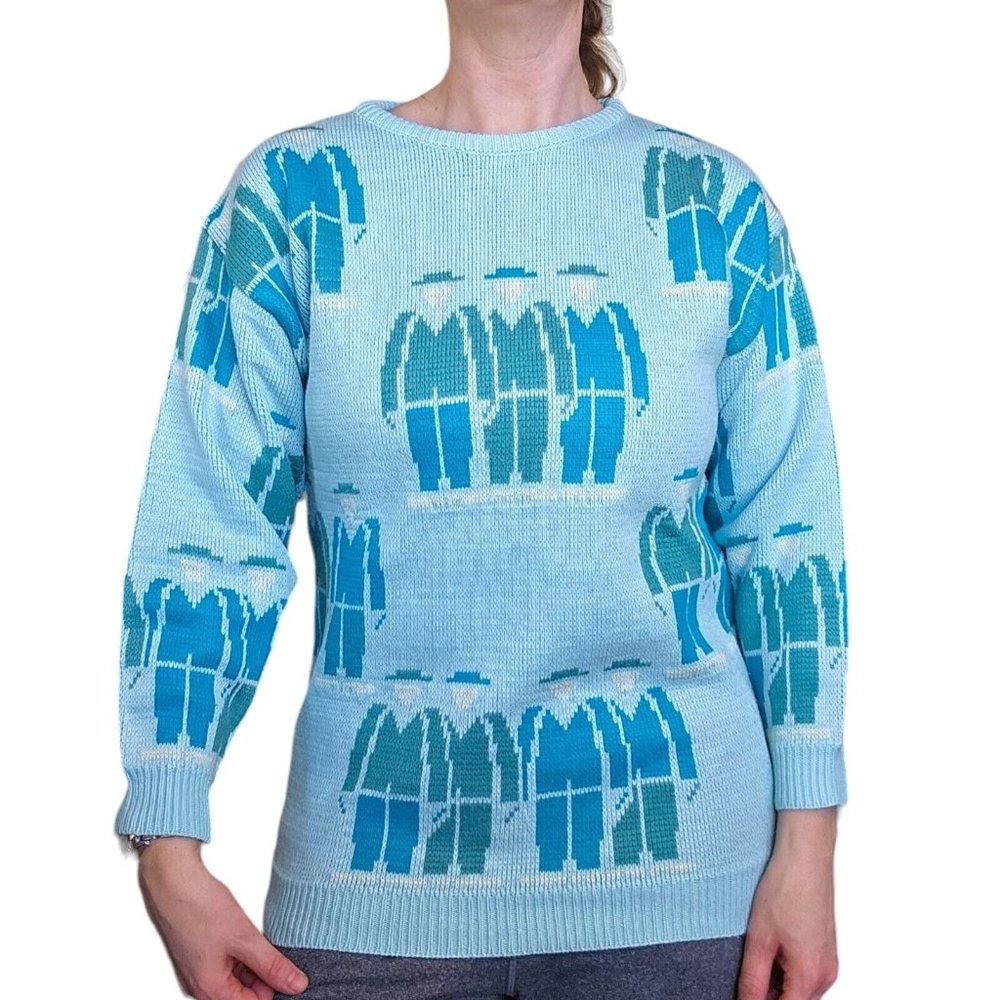 Retro 80s Small Light Blue Novelty Amish‎ Men Print Sweater Pullover Eclectic